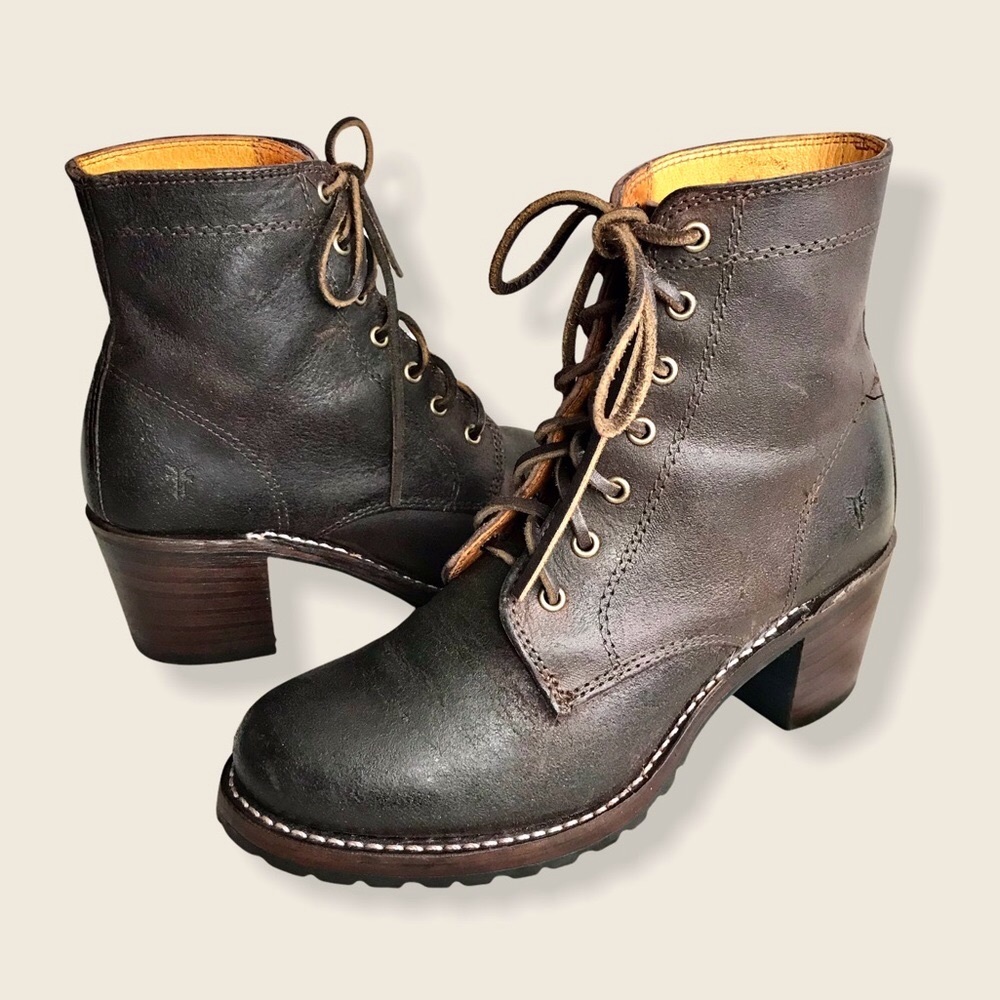 Frye Sabrina 6G Brown Suede Combat Ankle Booties